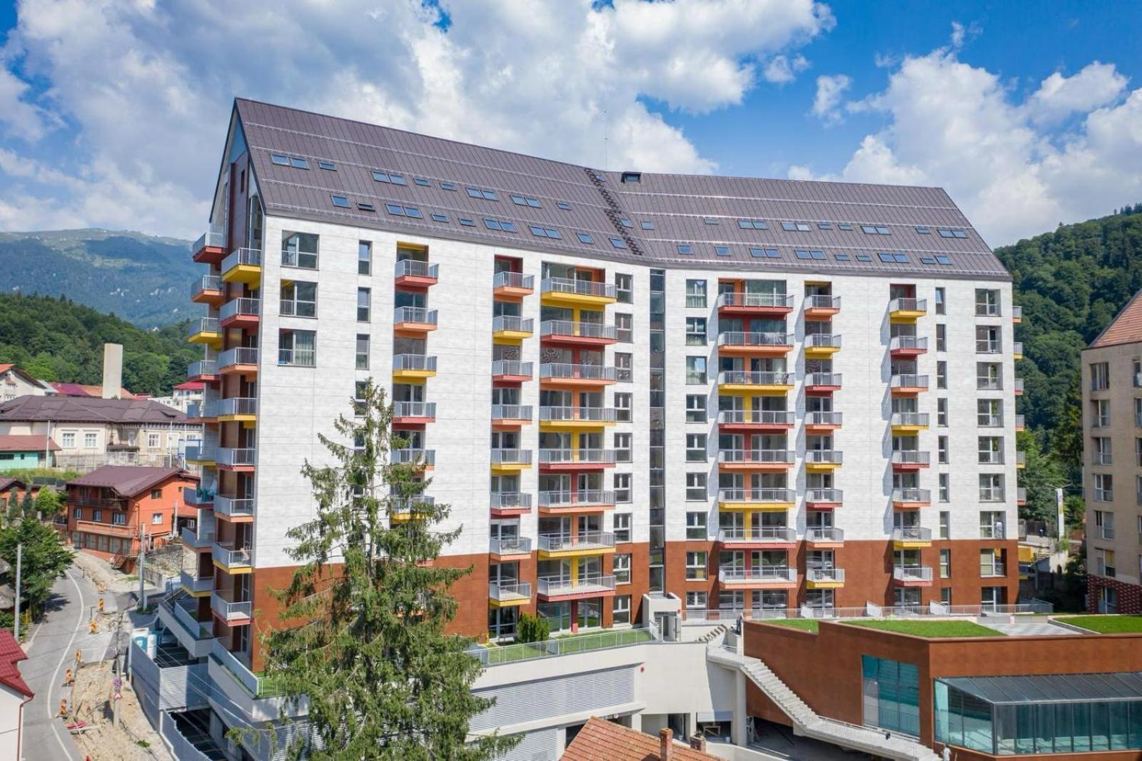 Dream Garden Apartment With Free Parking Sinaia Exteriör bild