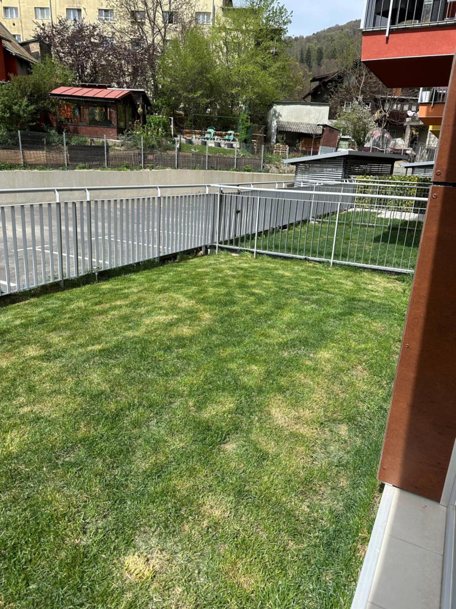 Dream Garden Apartment With Free Parking Sinaia Exteriör bild